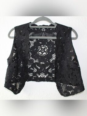 ELIE TAHARI Size XS Black Crochet Lace Open Front Vest